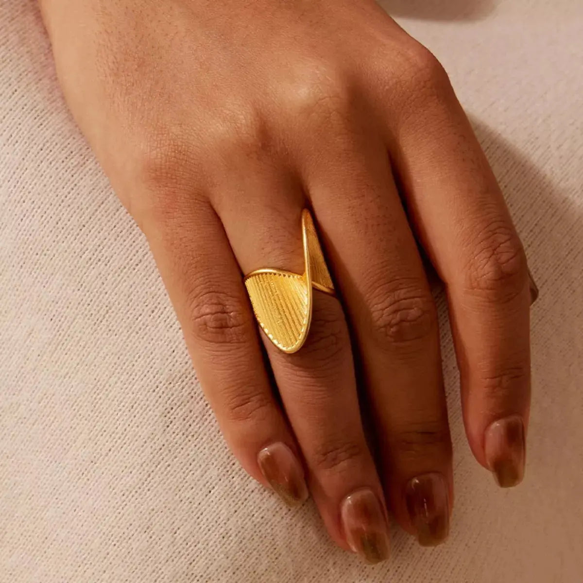 Irregular Twisted Texture Ring Simply Love
