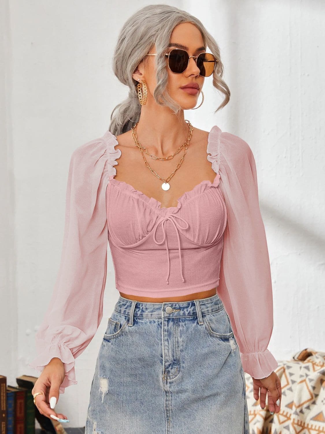 Mesh Sweetheart Neck Flounce Sleeve Top.