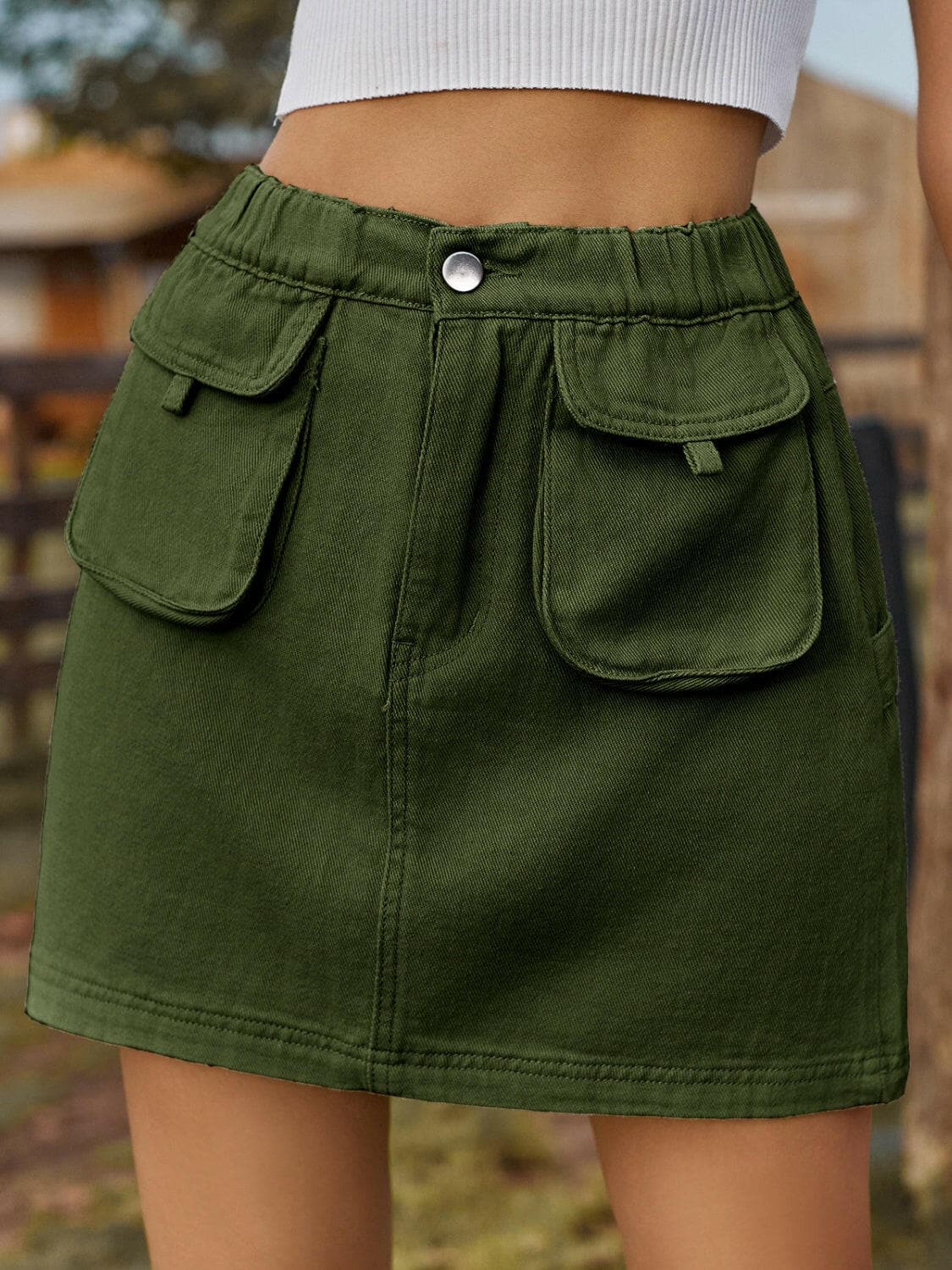 Pocketed Elastic Waist Denim Skirt.