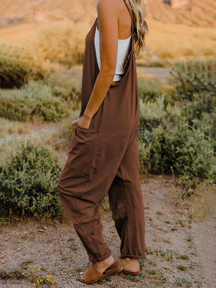 Double Take Full Size Sleeveless V-Neck Pocketed JumpsuitElevate Your Wardrobe with the Double Take Full Size Sleeveless V-Neck Pocketed Jumpsuit
 Discover the perfect blend of style and practicality with our Double Take JLove Salve Full Size Sleevelessusa