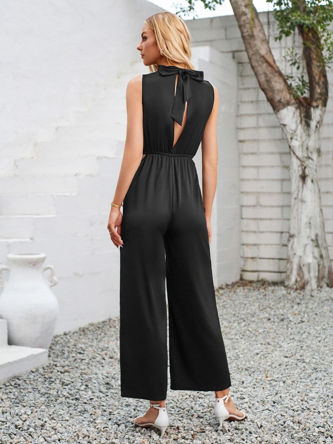 Cutout Tied Wide Leg Sleeveless Jumpsuit.