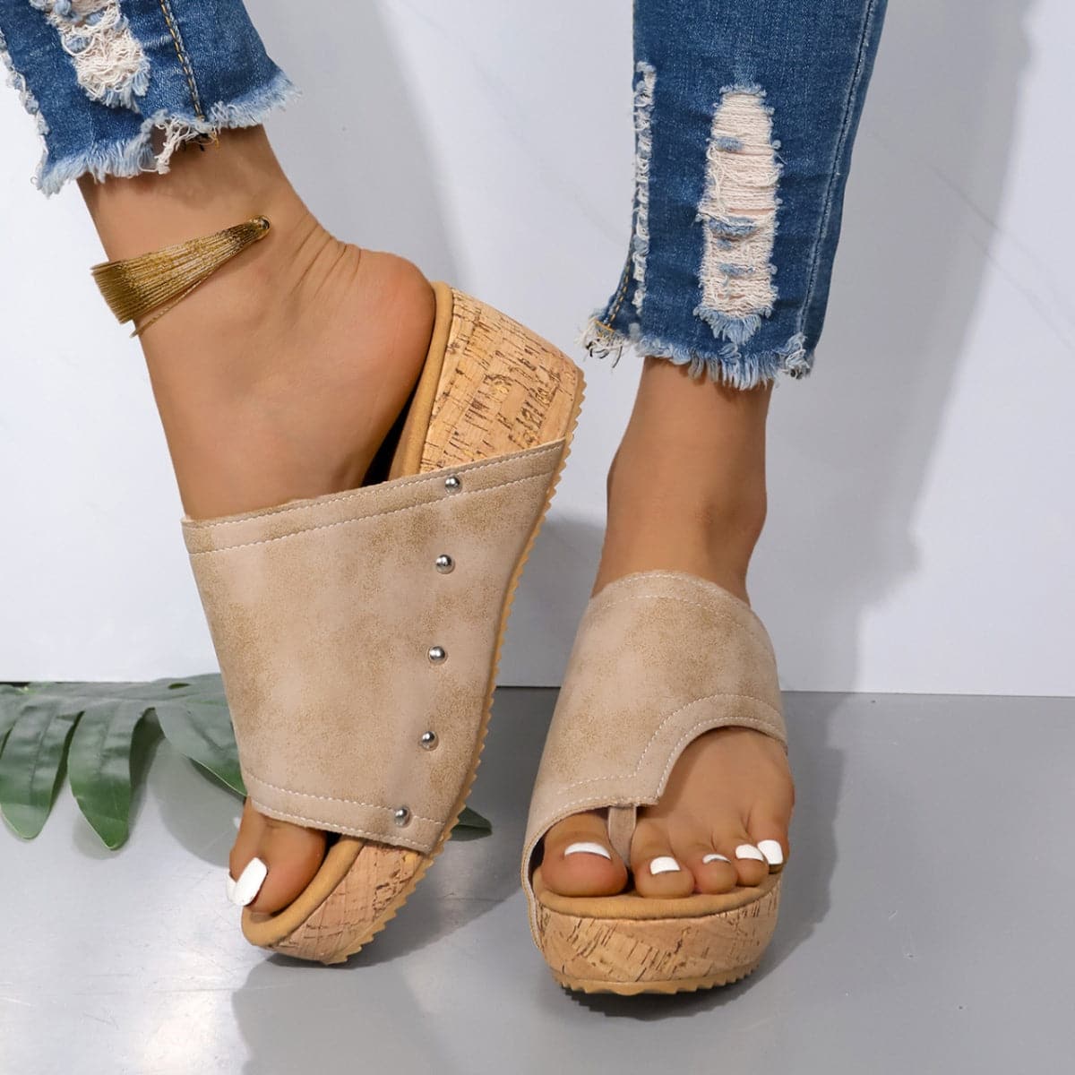 Chic mid-heel wedge sandals