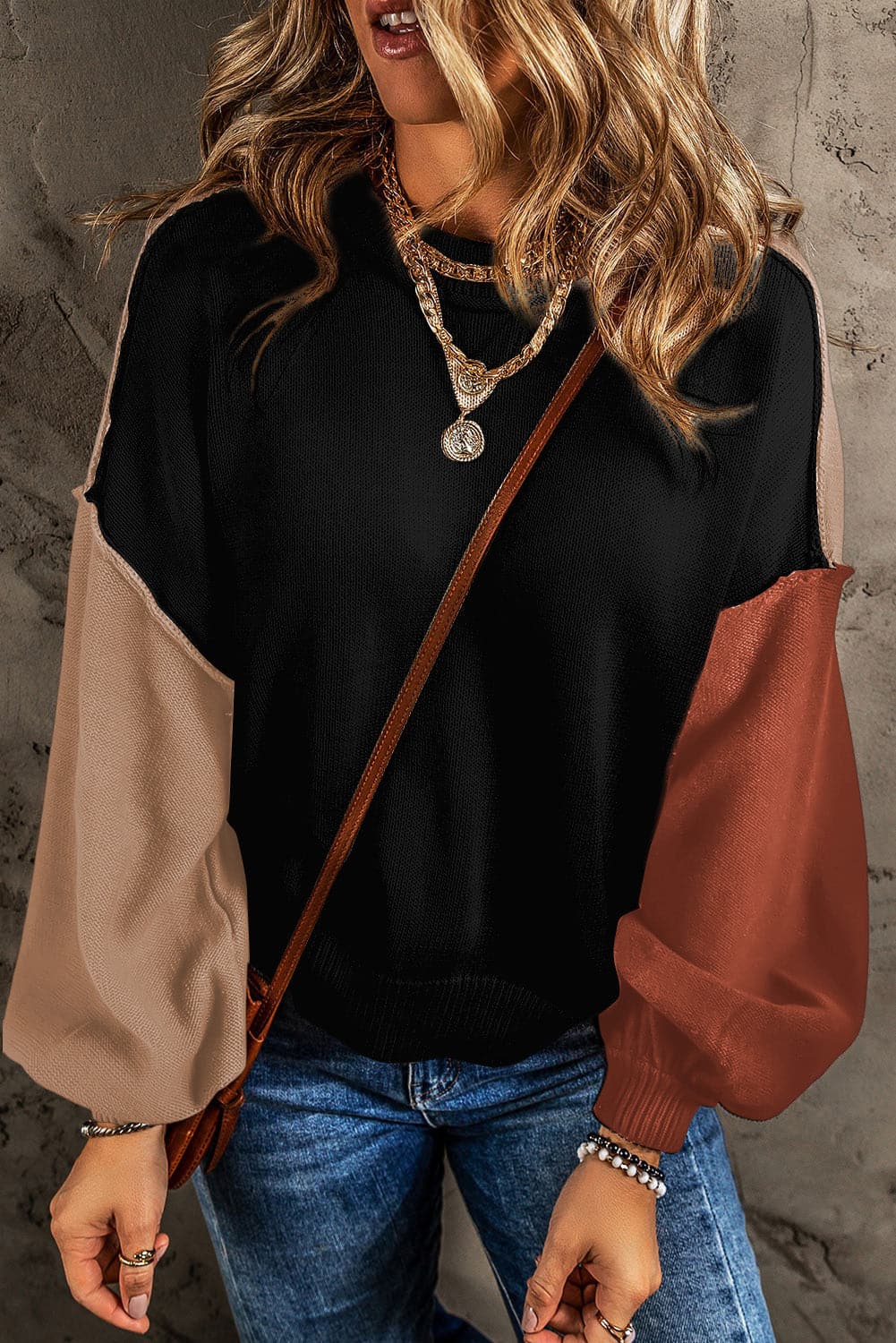 Contrast Round Neck Dropped Shoulder Sweater.