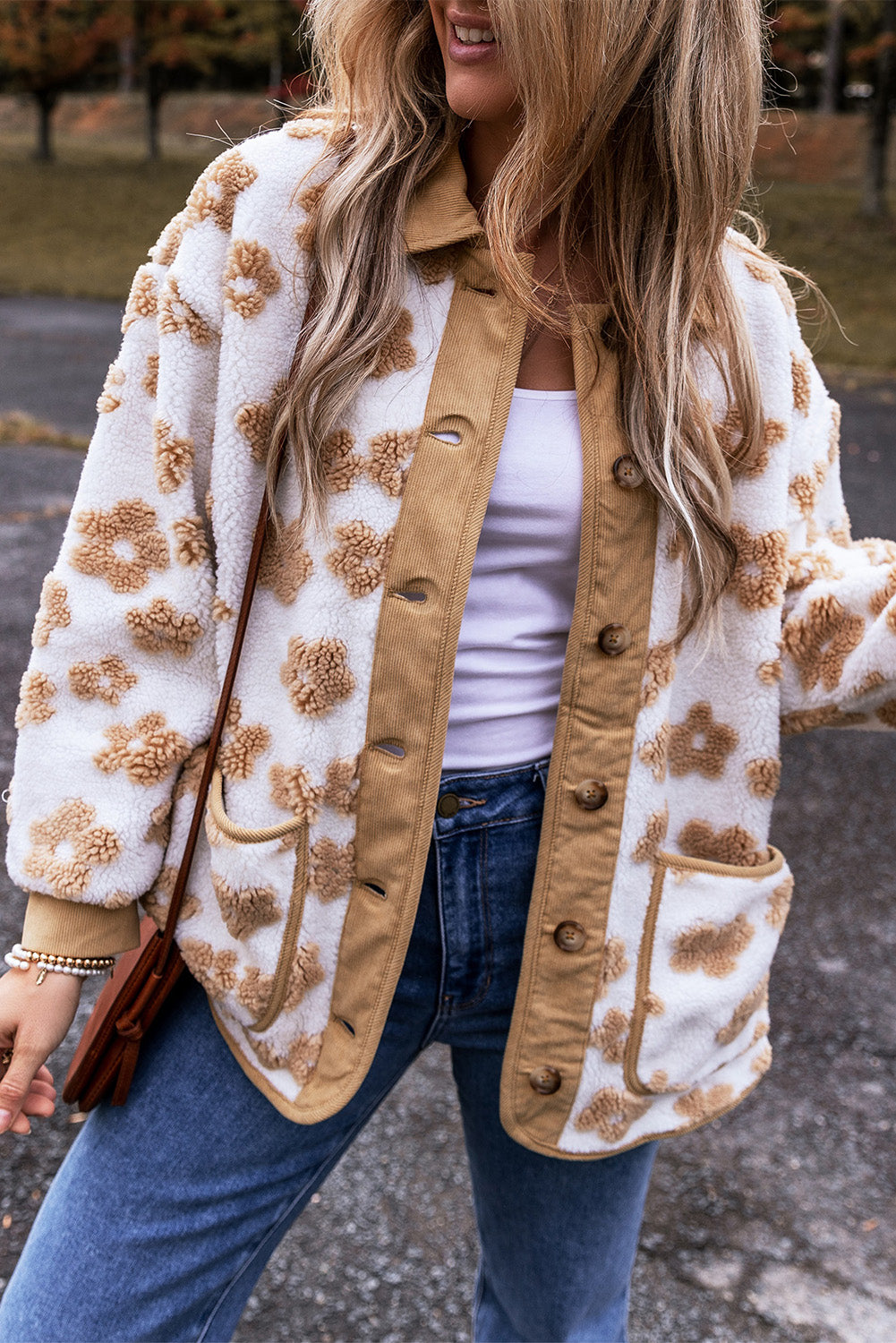 Charming beige flower fleece jacket