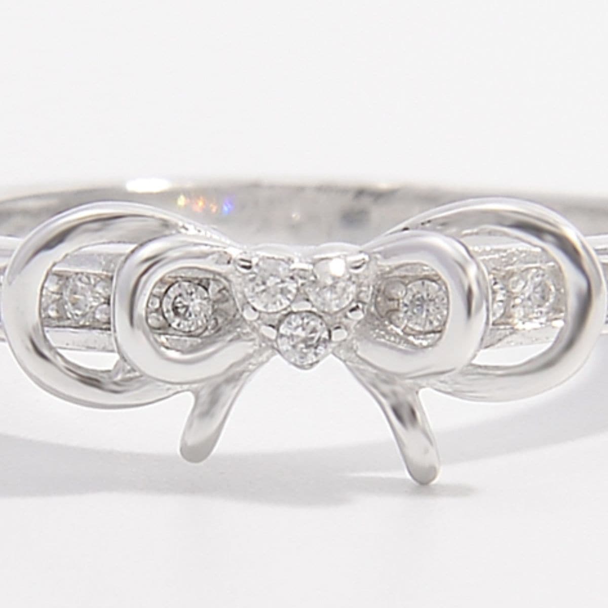 925 Sterling Silver Inlaid Zircon Bow Ring.