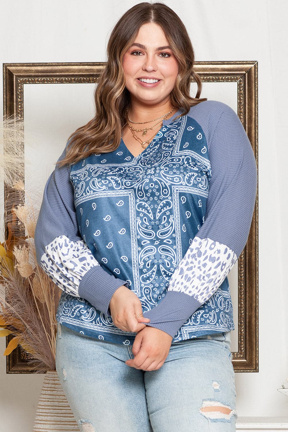 Plus Size V-Neck Printed Raglan Sleeve Blouse.