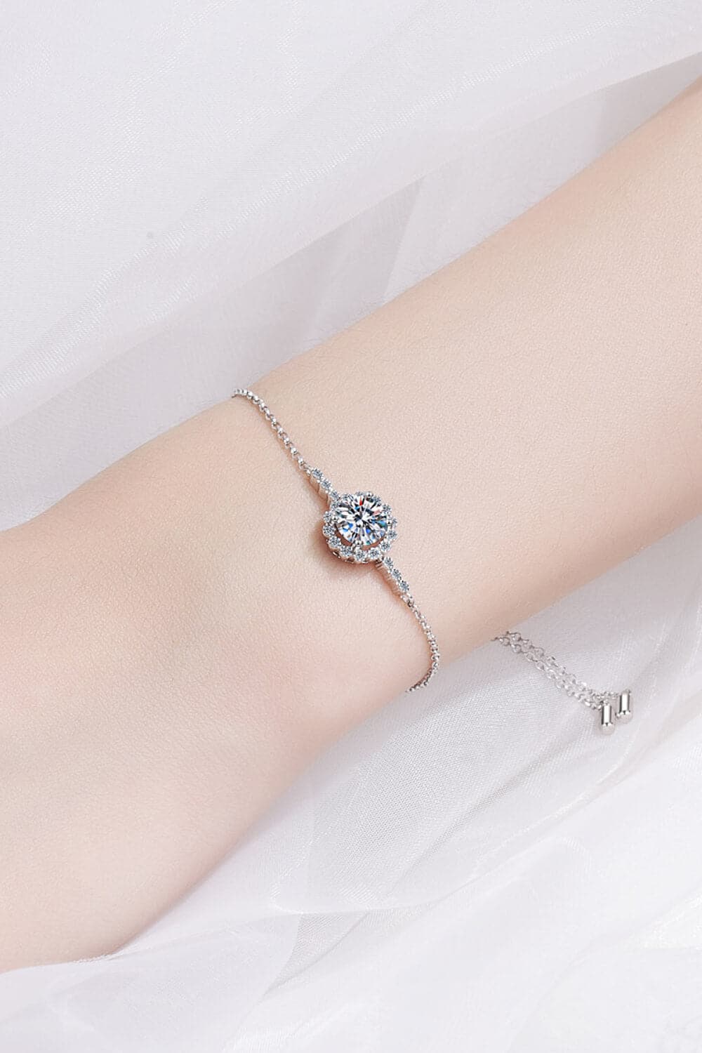 1 Carat Moissanite Chain Bracelet.