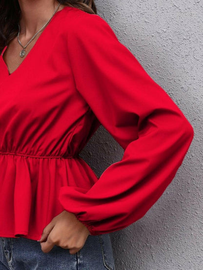 V-Neck Balloon Sleeve Peplum BlouseUpgrade Your Style with the V-Neck Balloon Sleeve Peplum Blouse
 Step up your fashion game with this elegant V-Neck Balloon Sleeve Peplum Blouse that effortlessly coLove Salve -Neck Balloon Sleeve Peplum BlouseBlouses