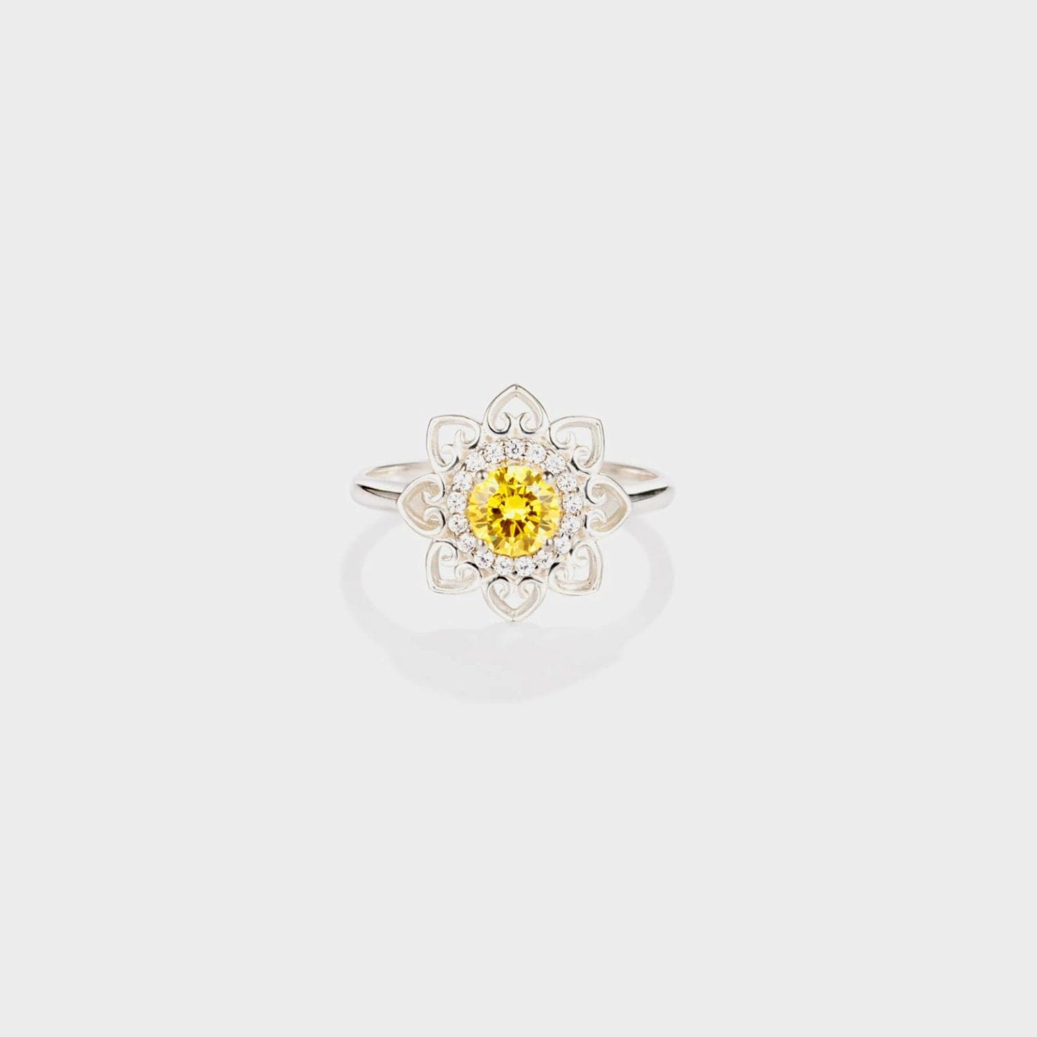 Flower Shape Zircon Platinum-Plated 925 Sterling Silver Ring.