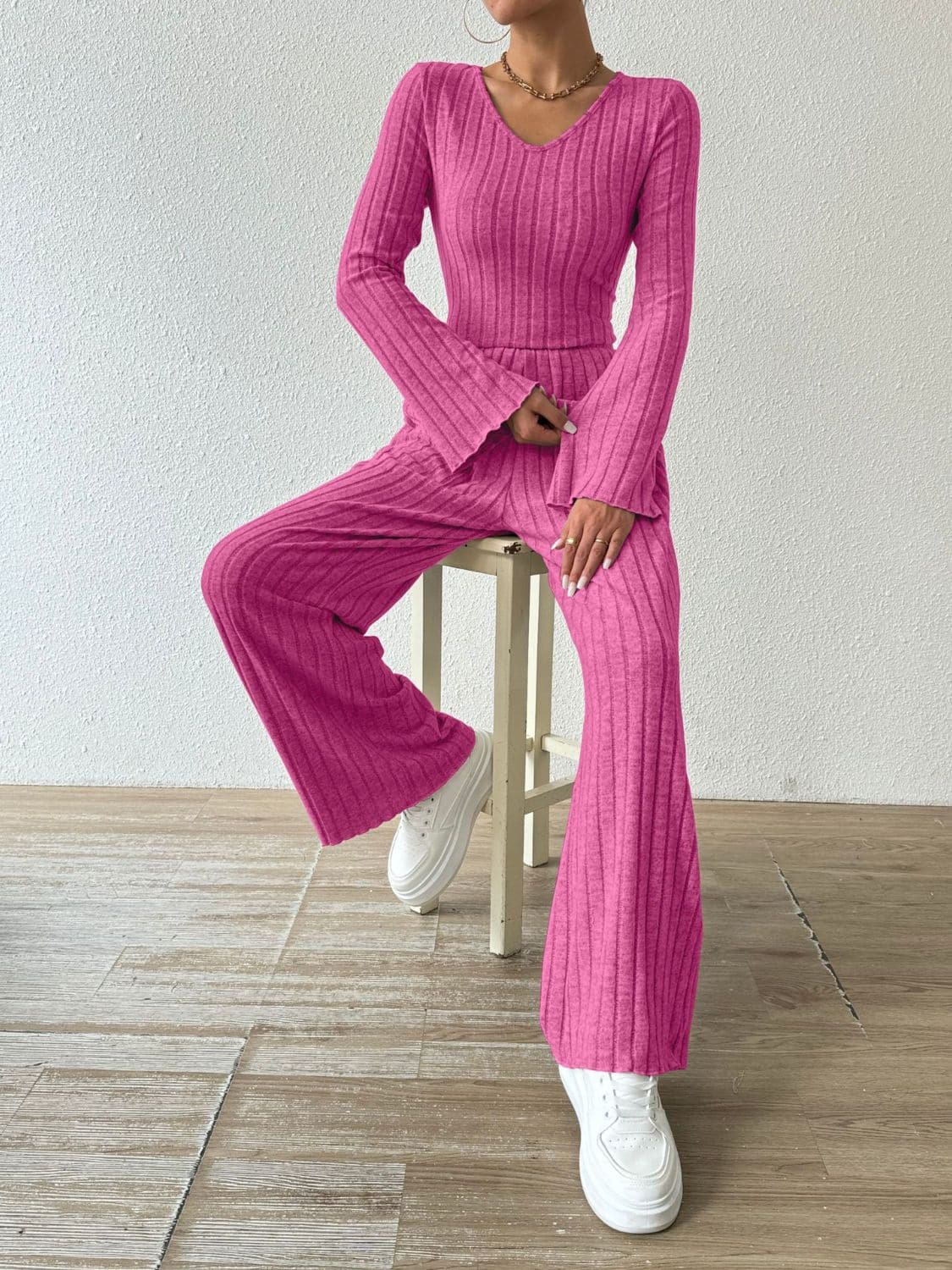 Chic ribbed V-neck long sleeve top and pocketed lounge pants set