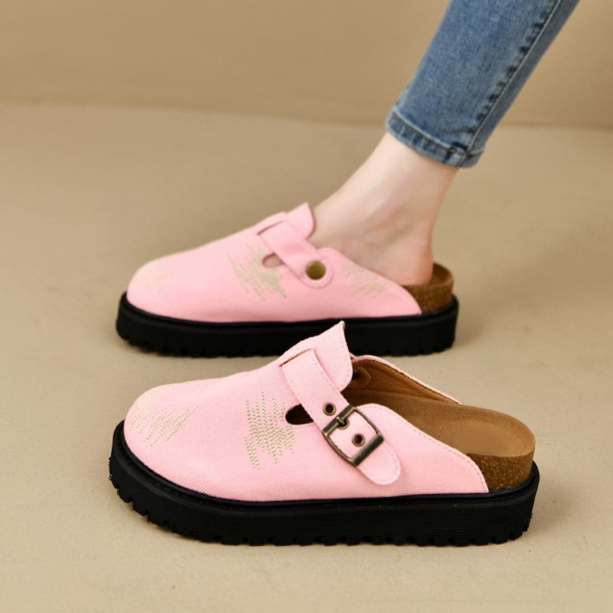 Round Toe Platform Loafers.