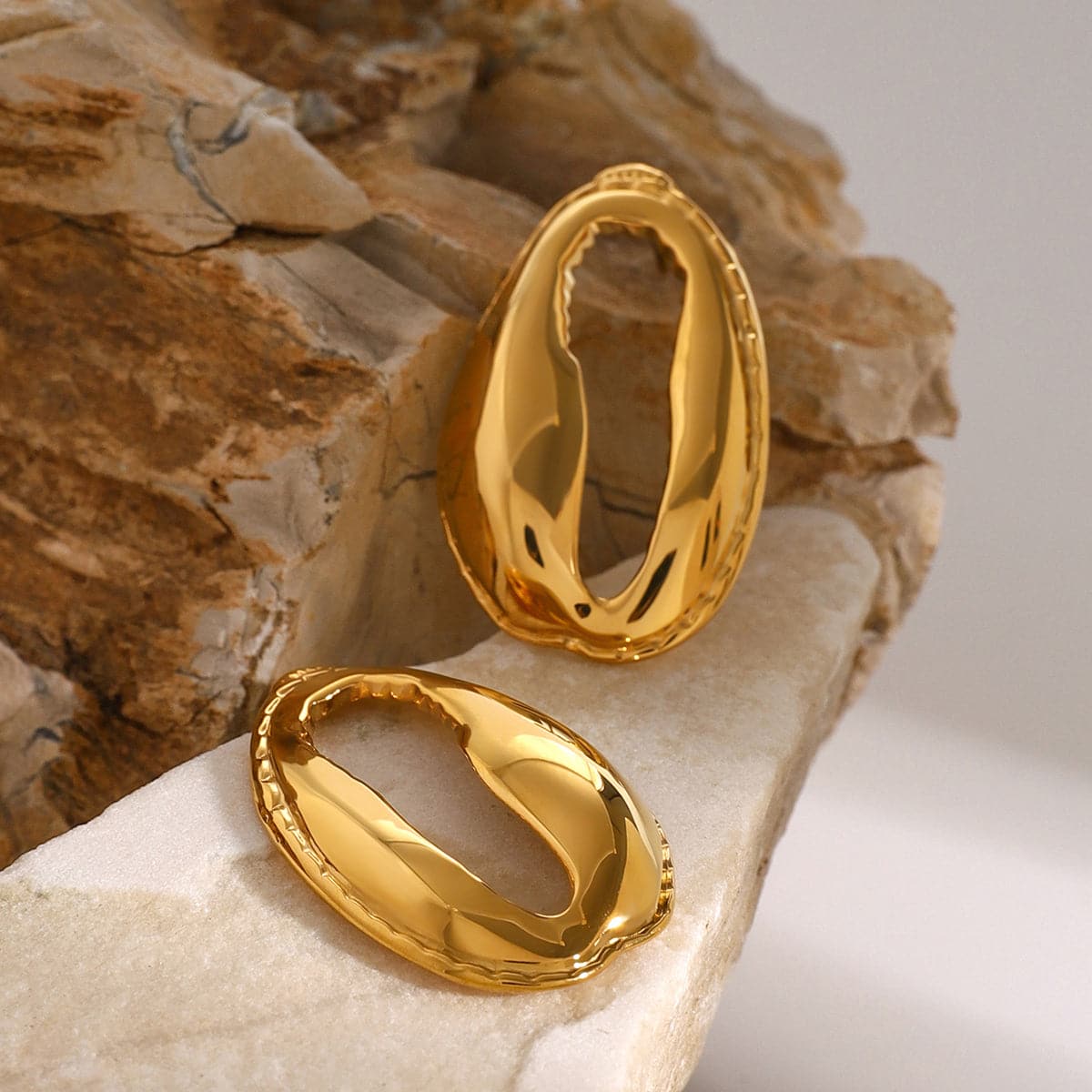 Elegant 18K gold-plated tooth shell dangles