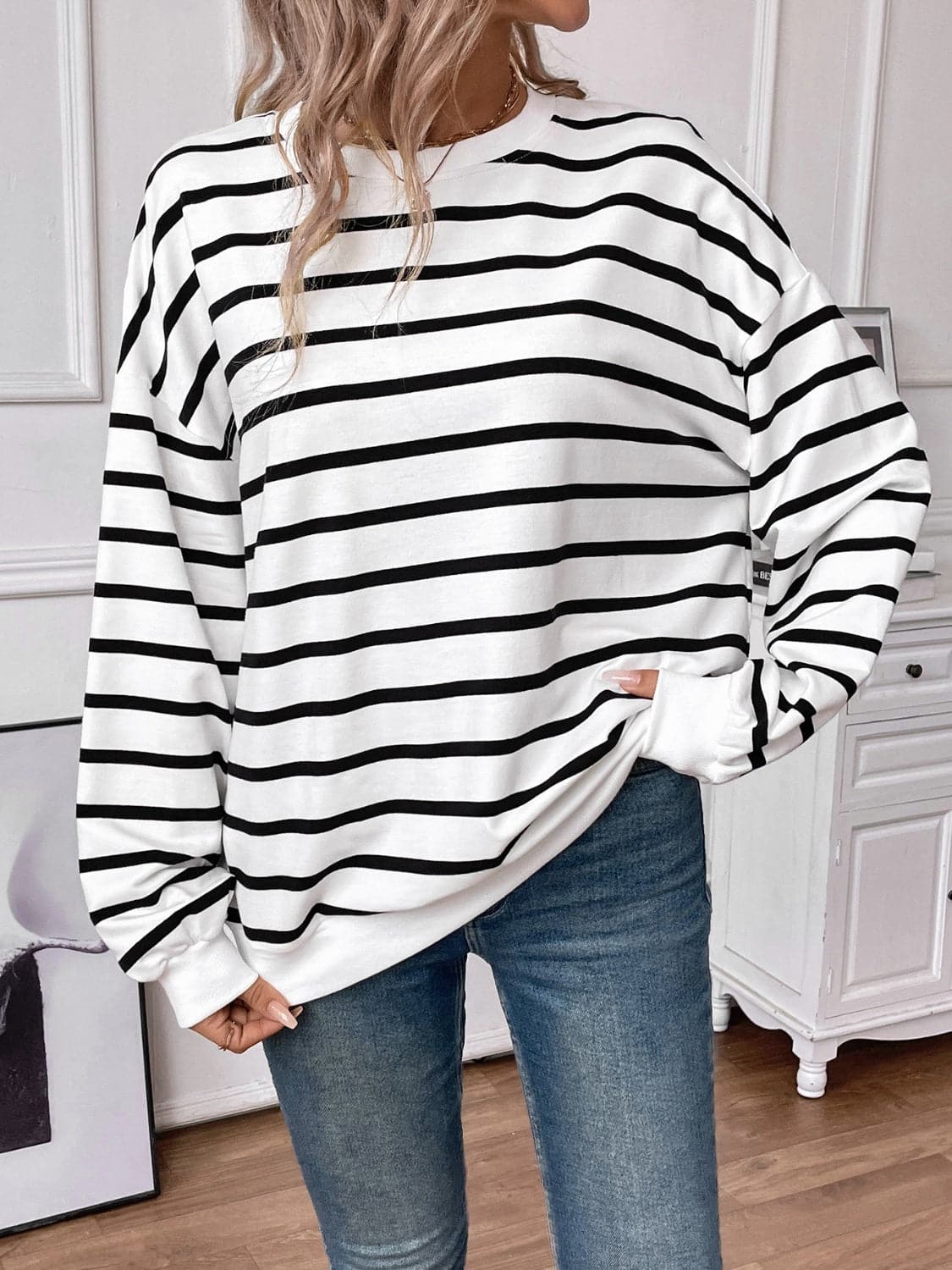 Striped Round Neck Long Sleeve Sweatshirt.