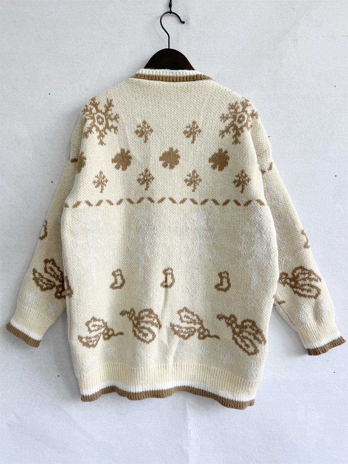 HAPPY Round Neck Long Sleeve Sweater.