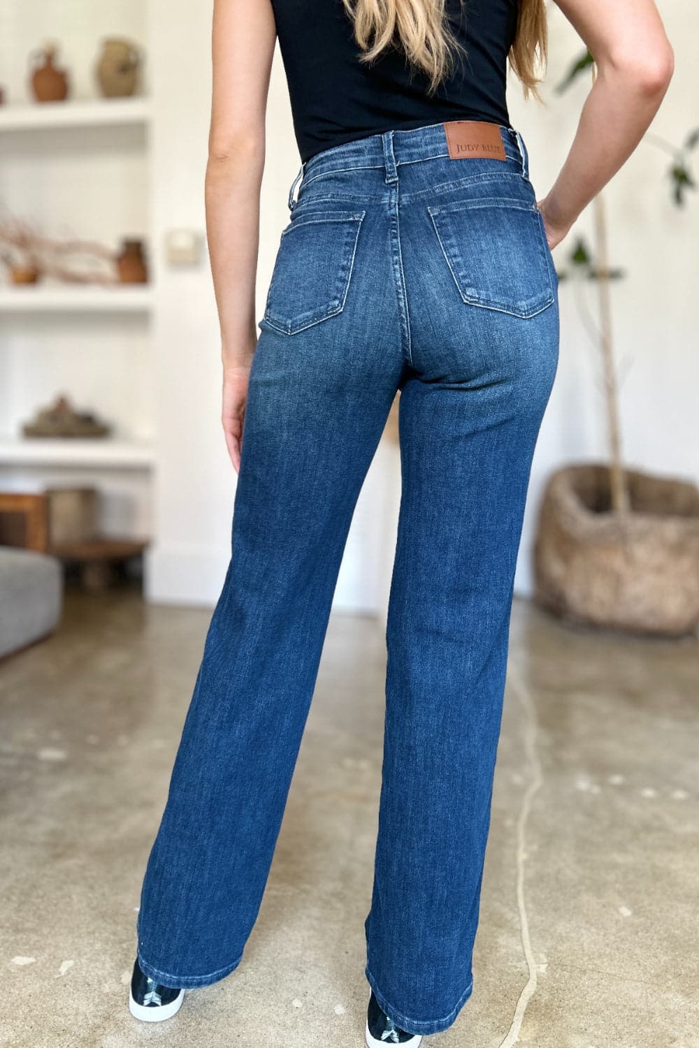 Judy Blue Full Size Tummy Control Straight Jeans.