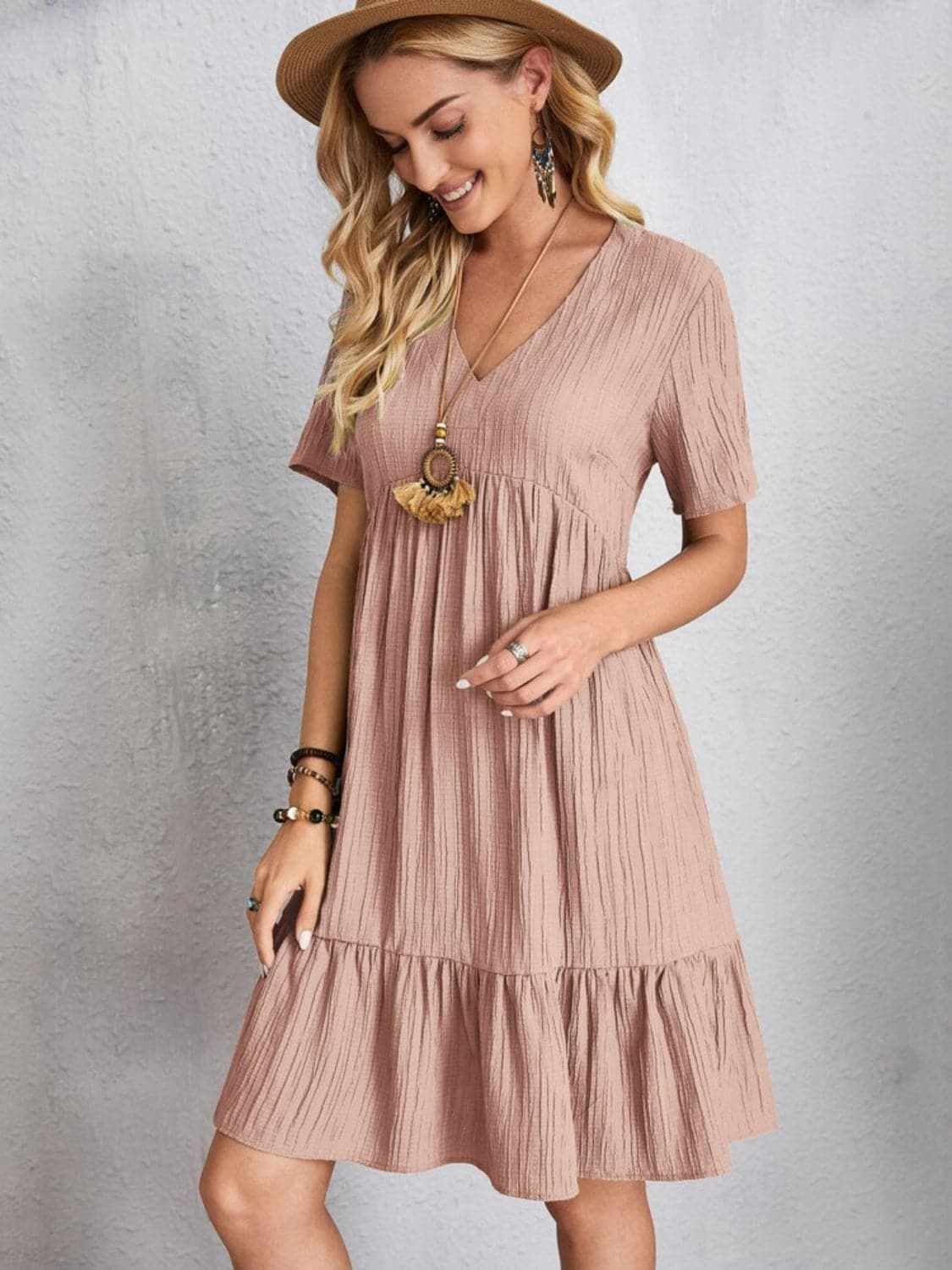 Elegant V-neck dress - 100% polyester - Love Salve 