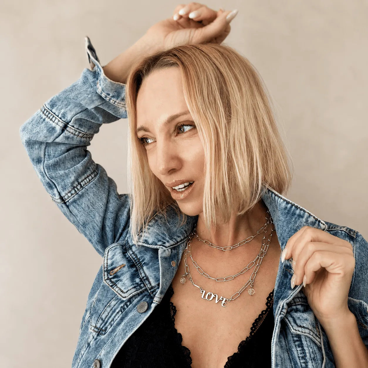 Close-up of the clasp and connection points on the Katia Designs Love Long Chain Necklace, emphasizing durability.