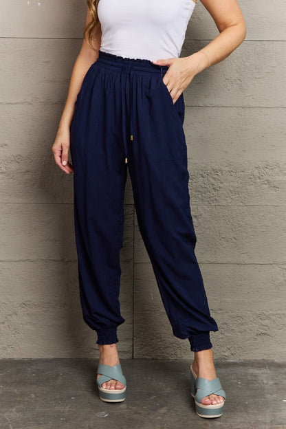 Tied Long Joggers with Pockets.