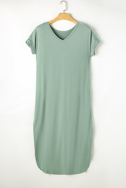 Elegant grass green maxi t-shirt dress with hidden pockets and stylish splits