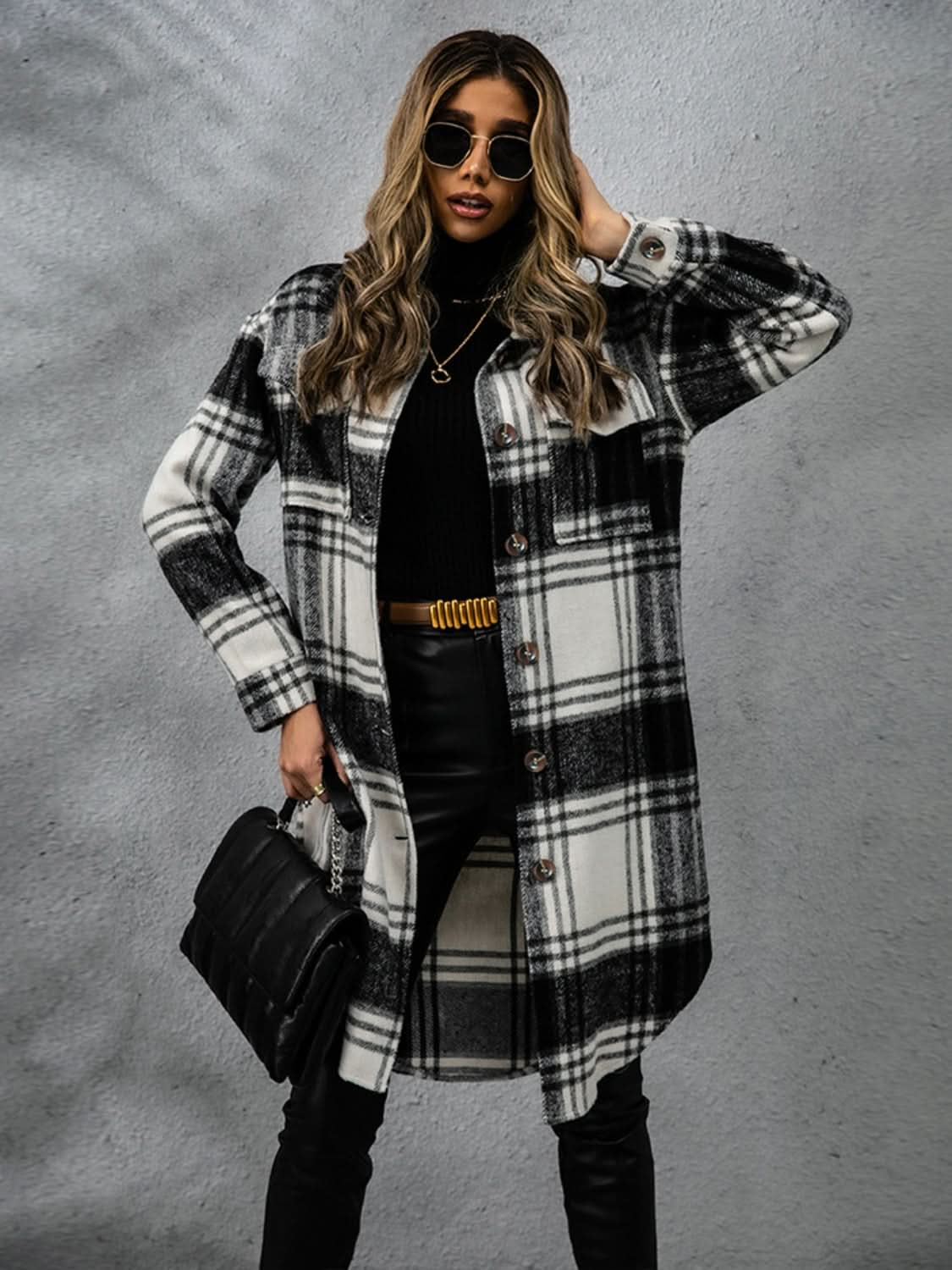 Plaid collared long sleeve coat