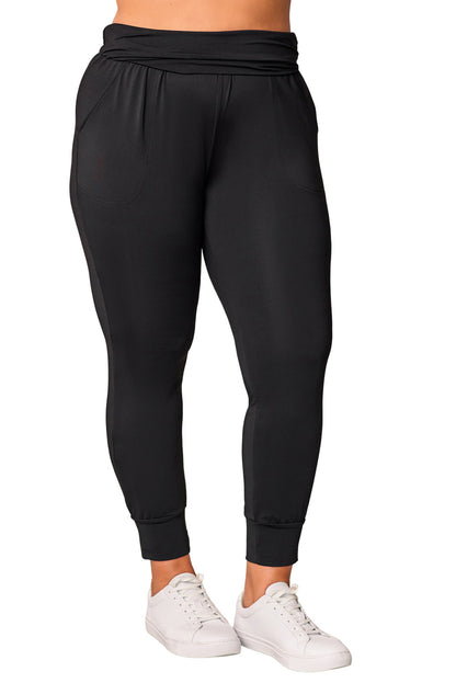 Stylish black high-waisted plus-size skinny trousers with pockets