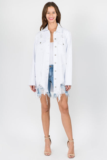 Chic distressed denim jacket with frayed hem