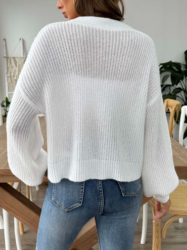 Chic V-neck cardigan, long sleeves