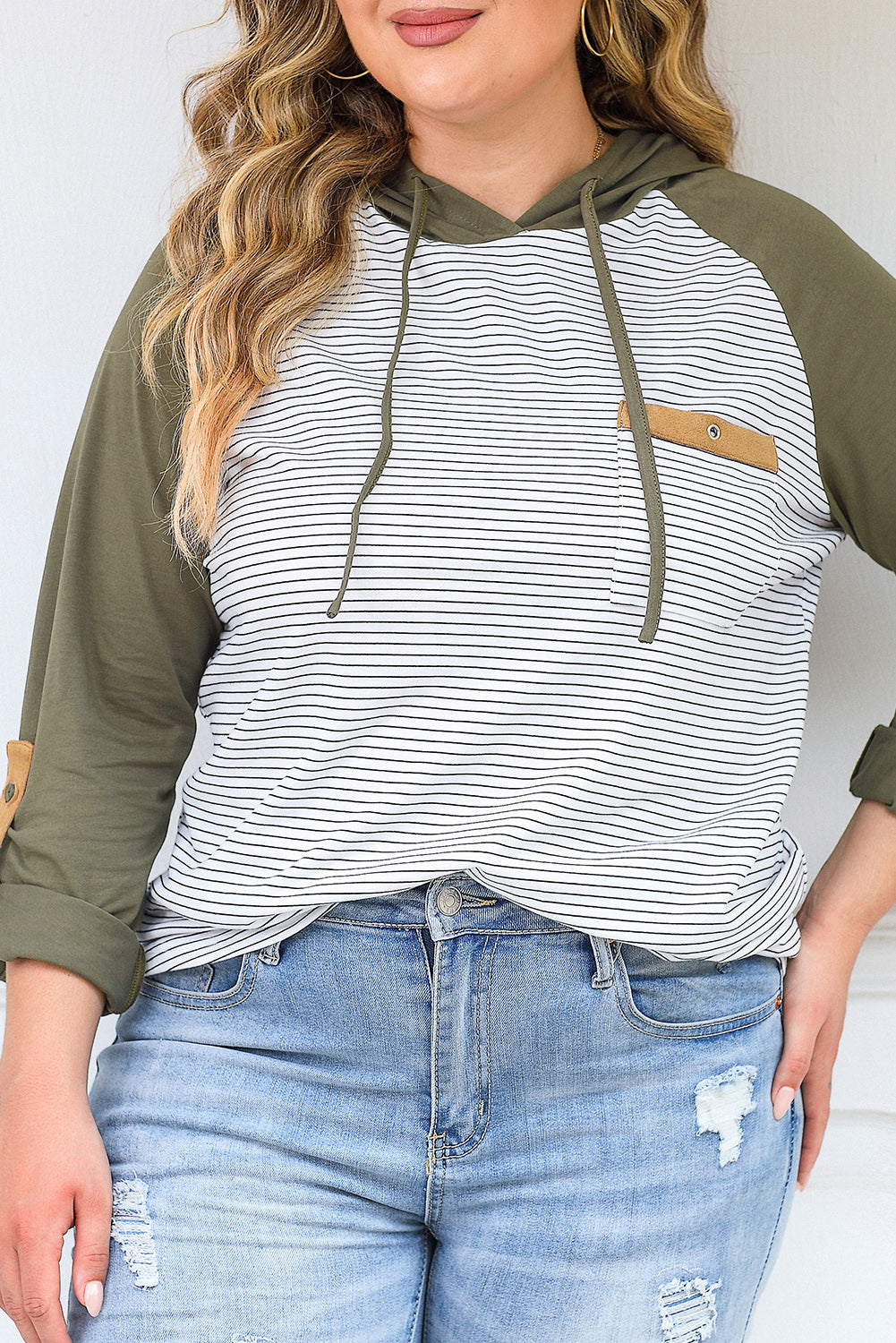 Green striped plus size hoodie with raglan sleeves and buttoned pocket