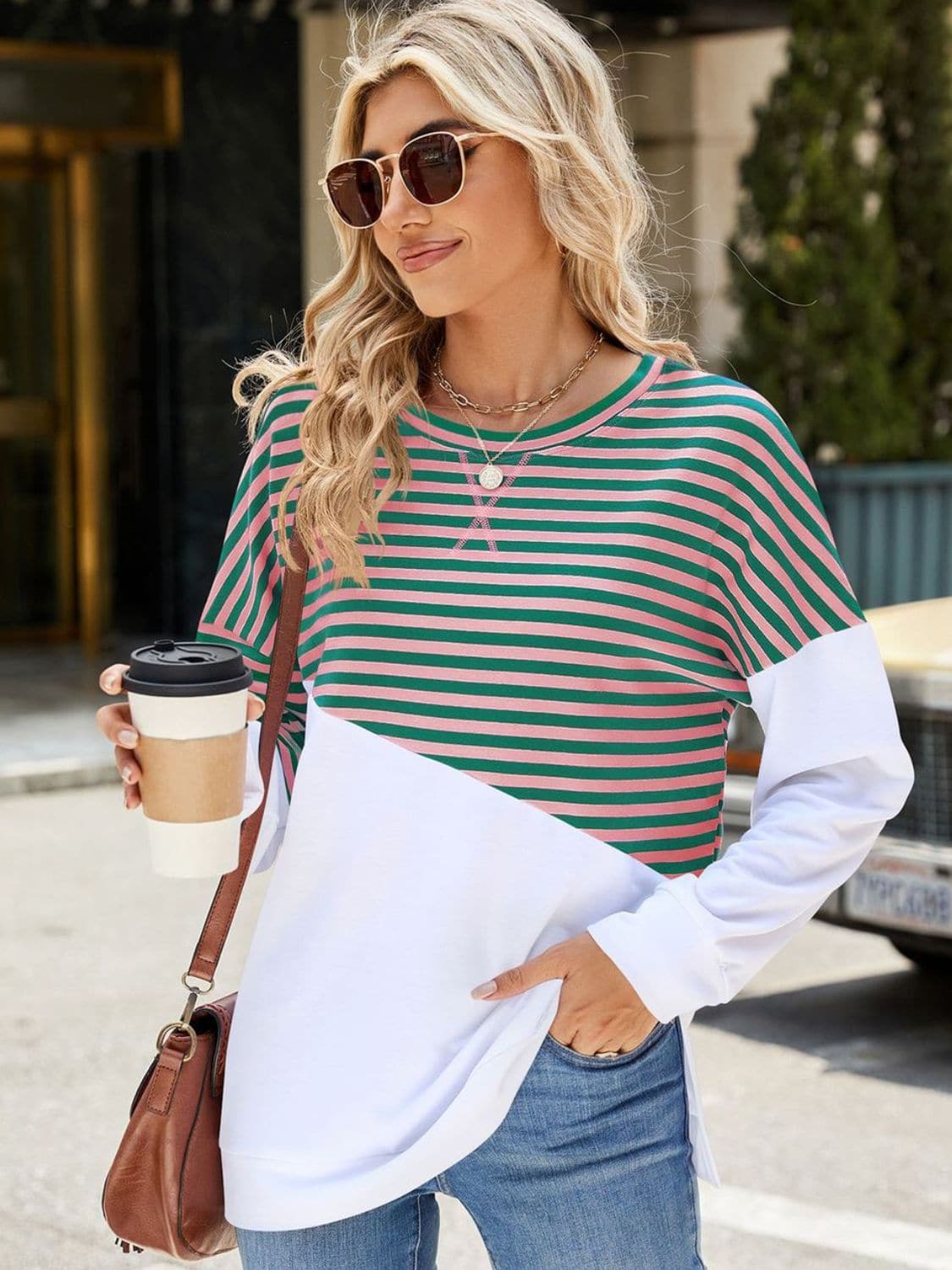 Slit Contrast Striped Long Sleeve Sweatshirt.