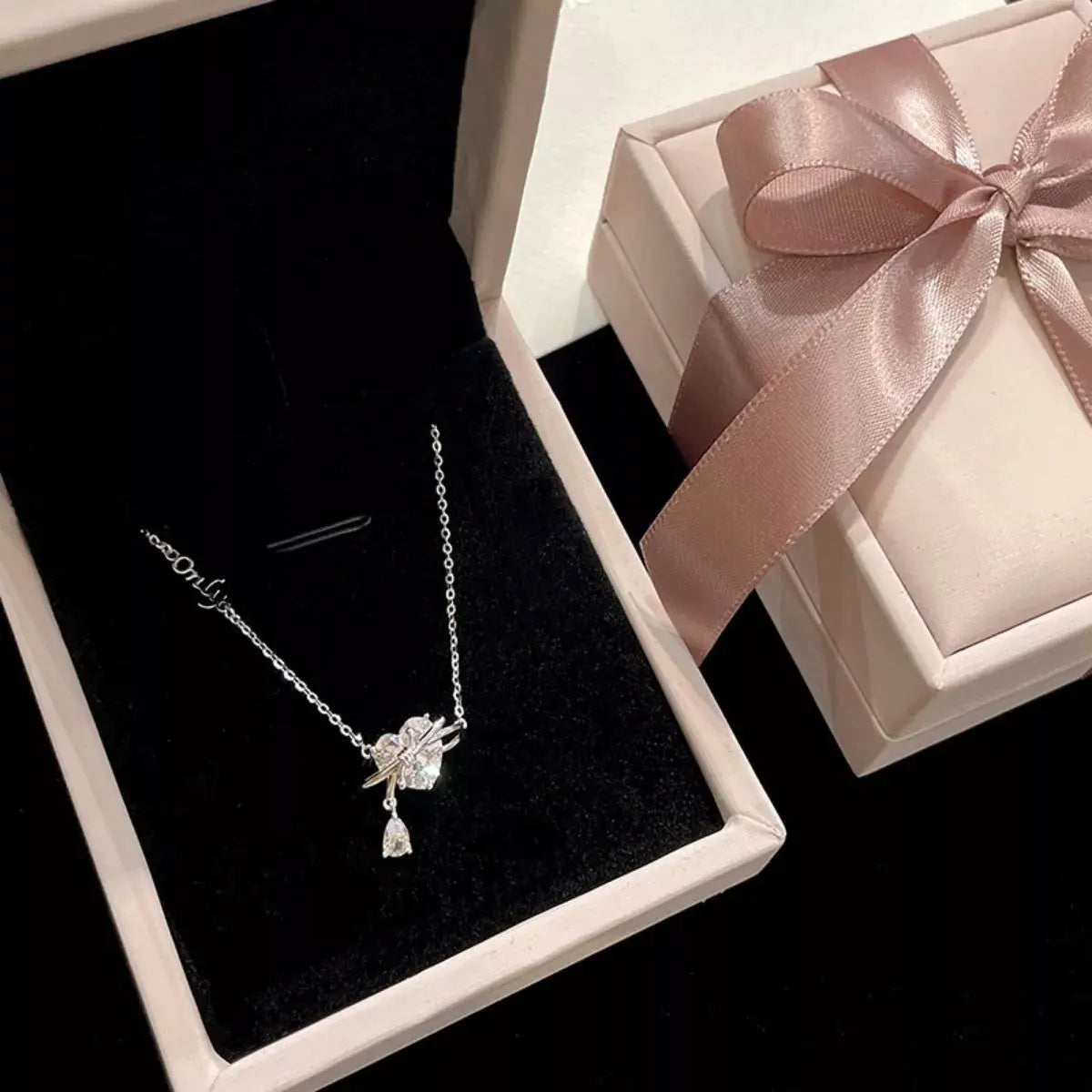 925 Sterling Silver Zircon Heart Necklace Simply Love