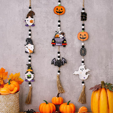 Charming wooden Halloween decor set