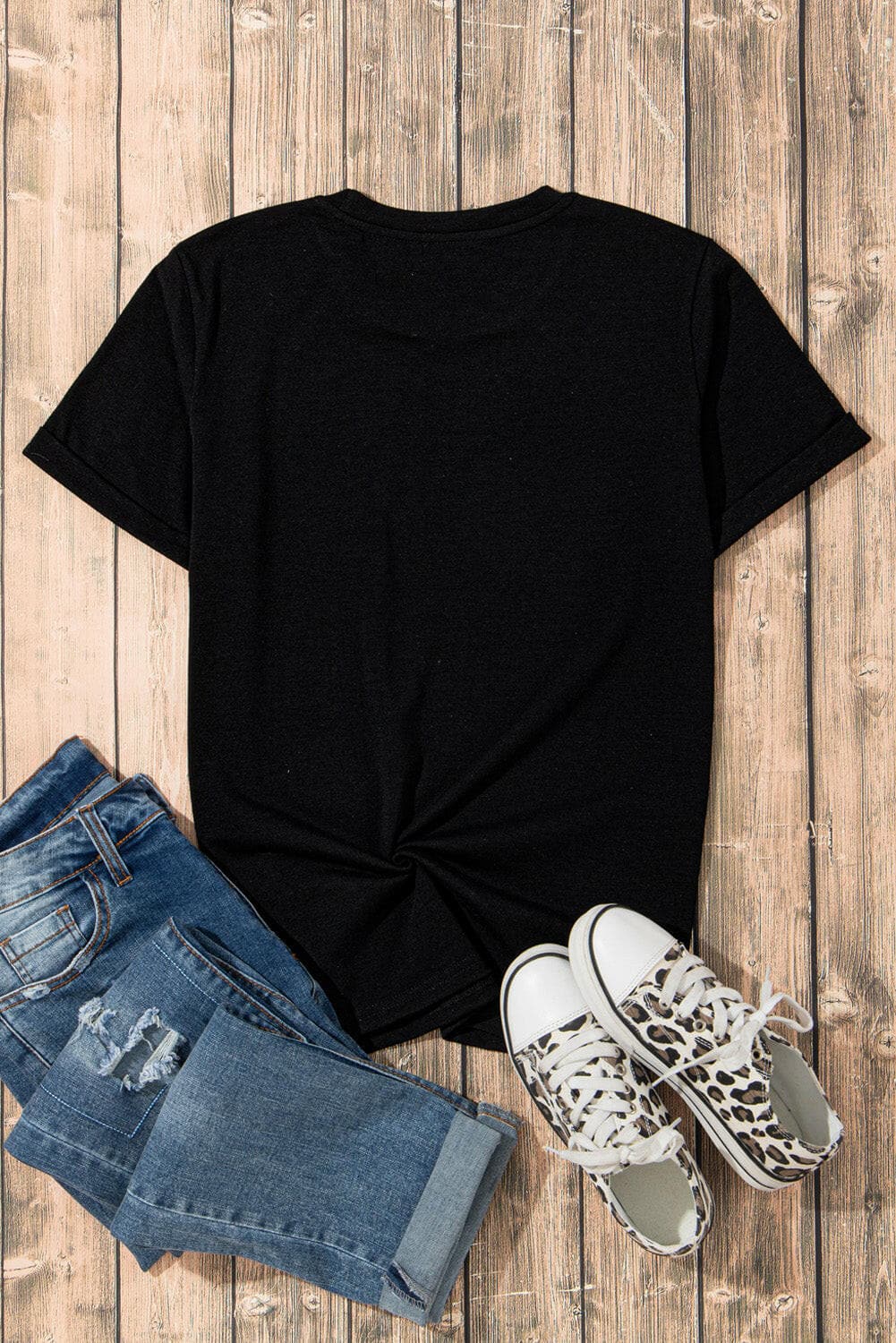 Graphic Round Neck Short Sleeve T-Shirt.