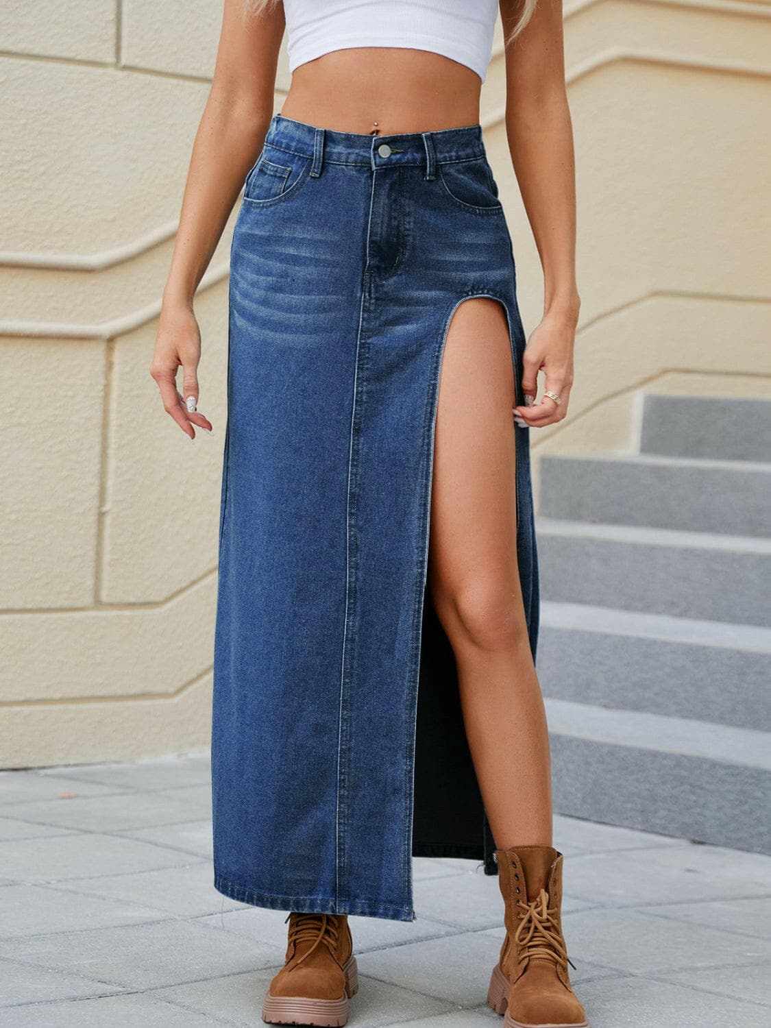 Chic denim skirt with pockets - Love Salve 