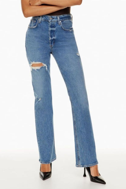 Distressed Straight Jeans with Pockets.