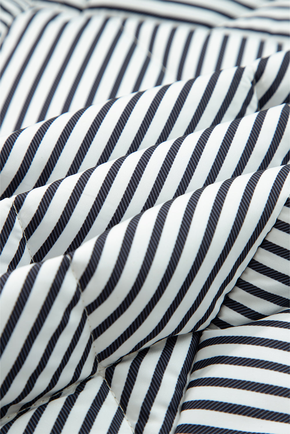 Black Stripe Winter Vest With Contrast Trim And Snap Button Collared Closure For Layering Dear-Lover Dropshipping