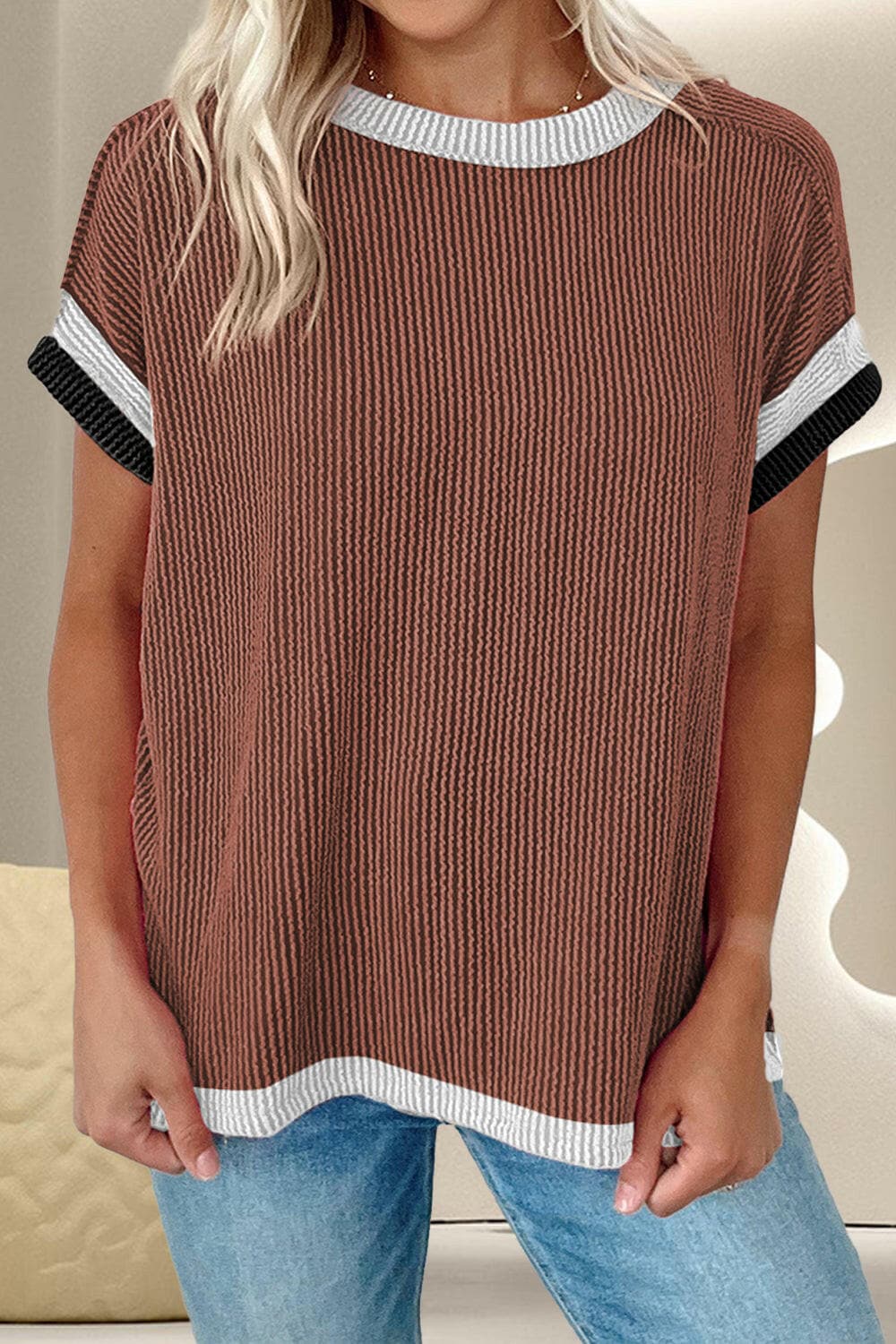 Color Block Round Neck Cap Sleeve T-Shirt.