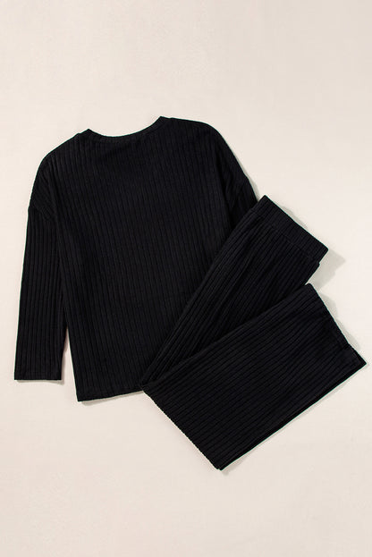 Chic black plus size ribbed V neck pullover and matching pants set