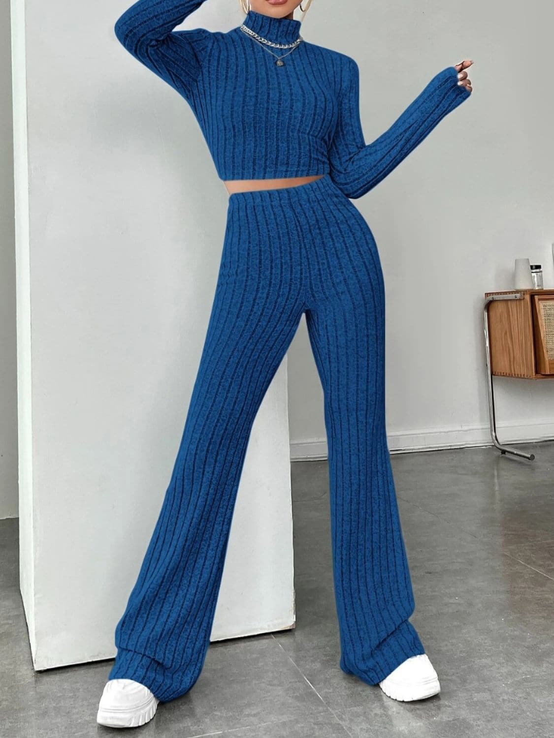 Ribbed Mock Neck Long Sleeve Top and Pants Set.