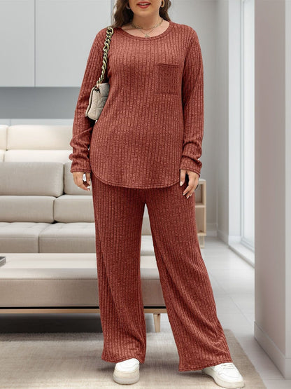 Cozy two-piece round neck top and pants ensemble