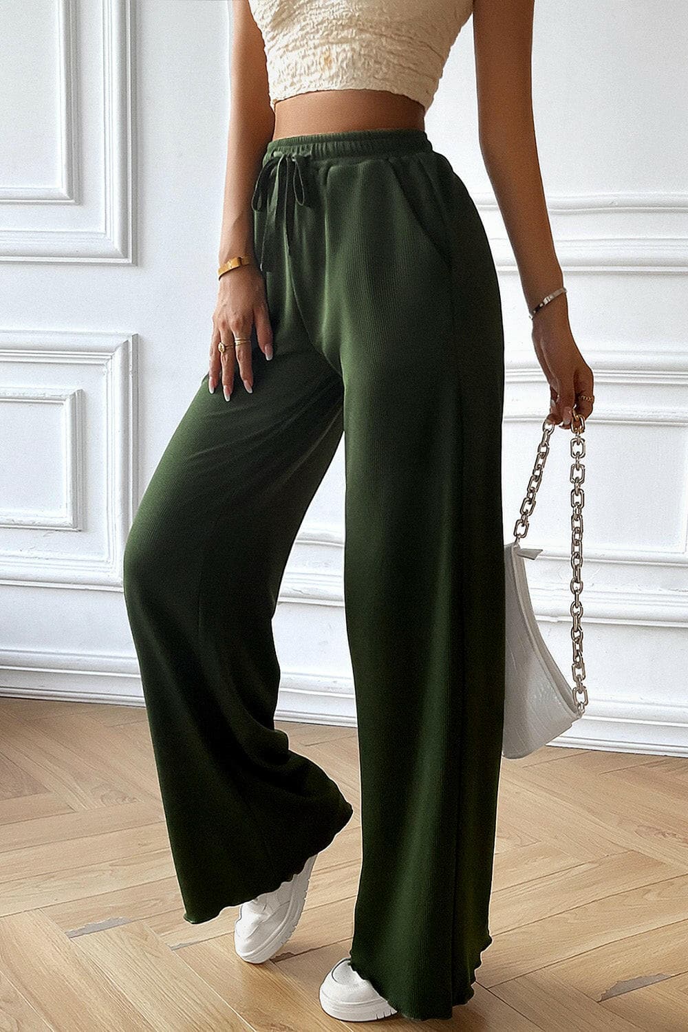 Chic Drawstring Wide-Leg Trousers with Pockets