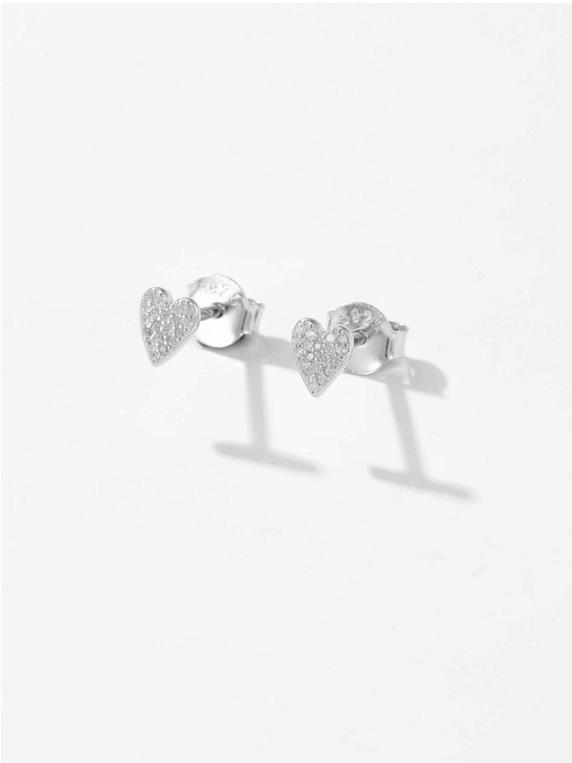 925 Sterling Silver Zircon Heart Stud Earrings.