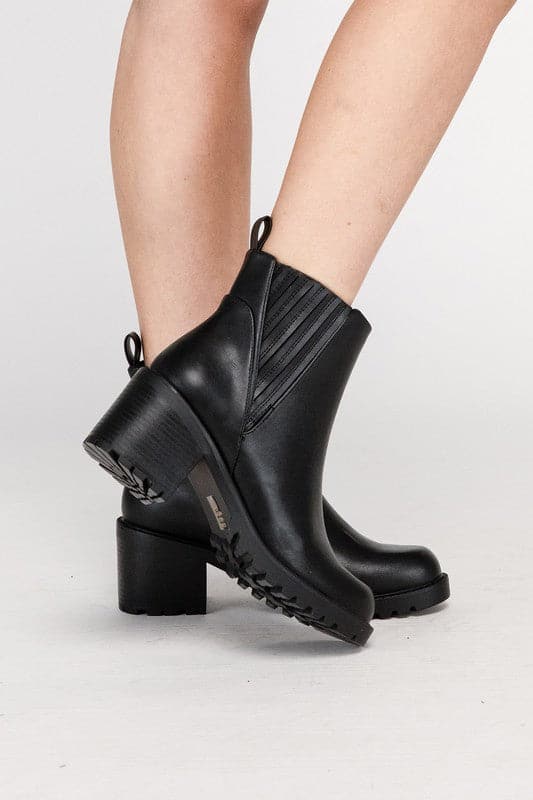 WISELY Ankle Bootie.