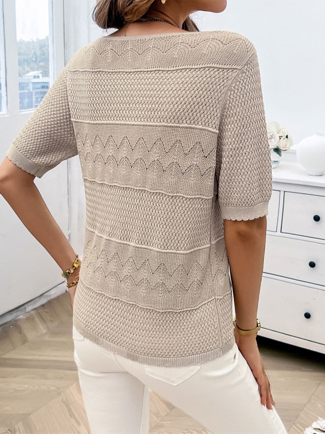 Round Neck Half Sleeve Knit Top.