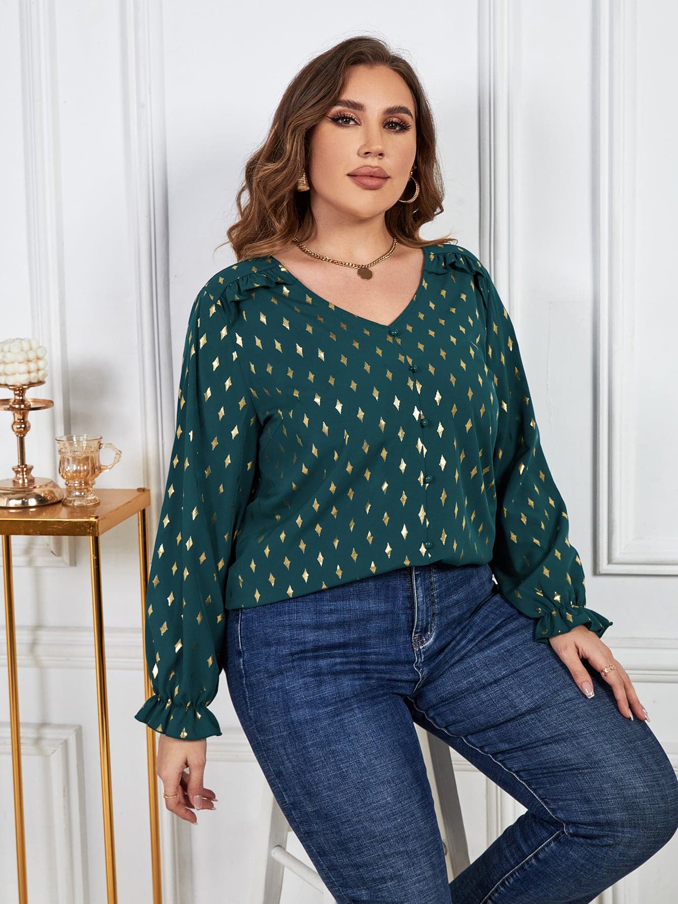 Melo Apparel Plus Size Printed Frill Trim Flounce Sleeve Blouse.