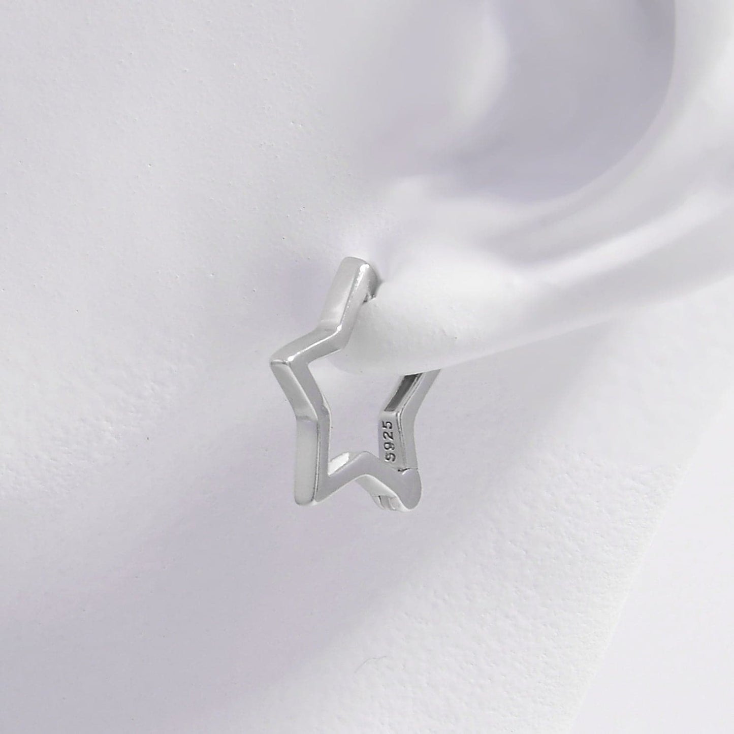 925 Sterling Silver Star Earrings.