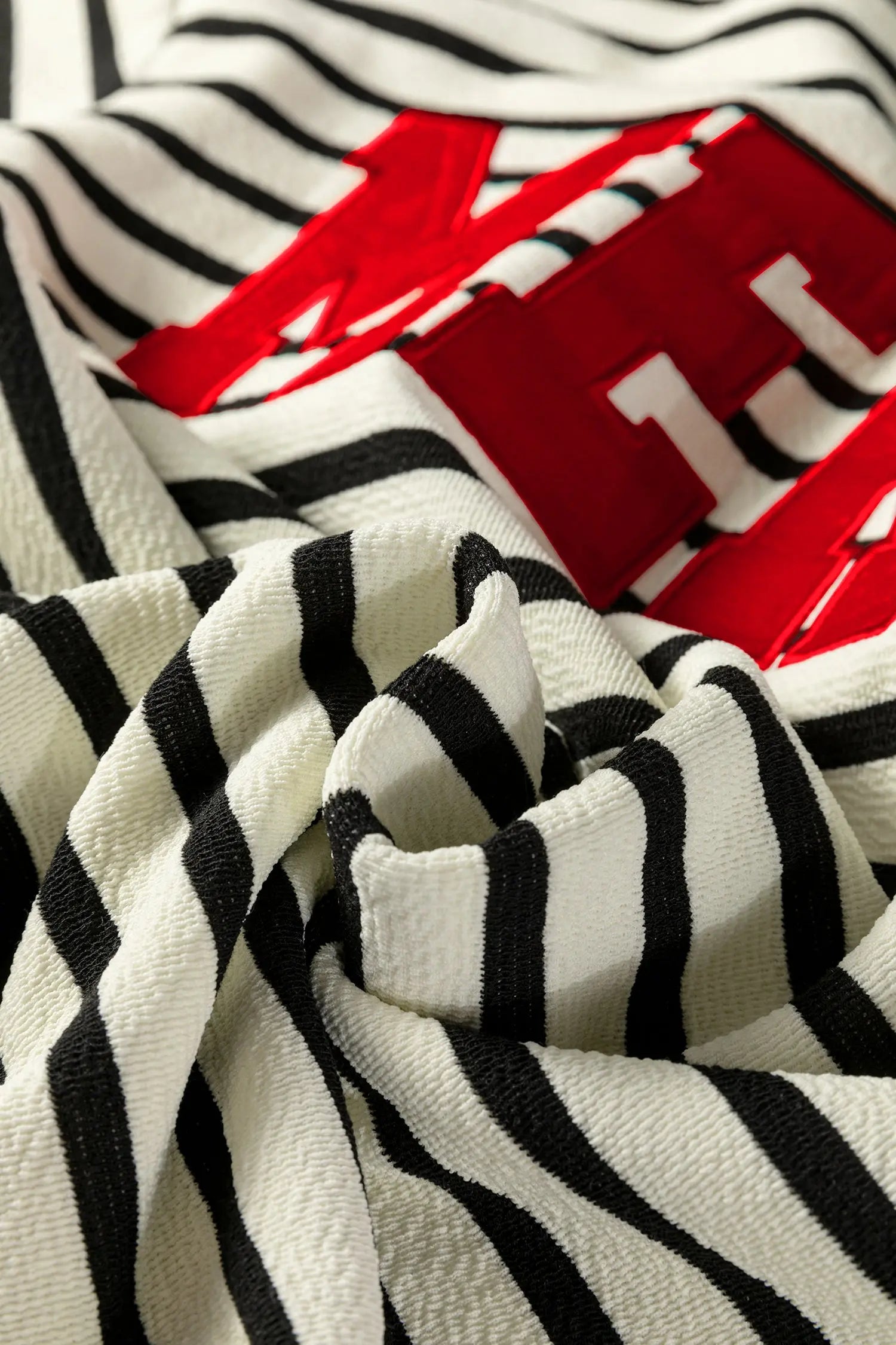 White Stripe Contrast Merry Letter Christmas Print Drop Shoulder Sweatshirt Dear-Lover Dropshipping