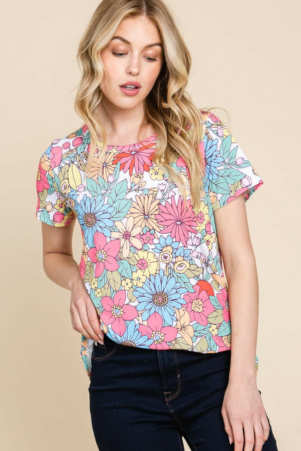 BOMBOM Floral Short Sleeve T-Shirt.