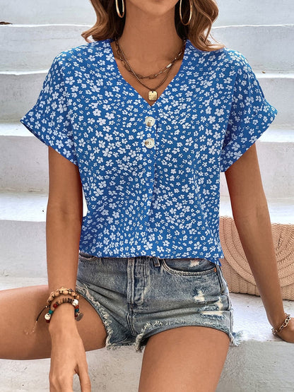 Printed V-Neck Short Sleeve Blouse.