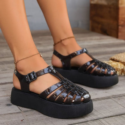 Woven plastic comfort sandals