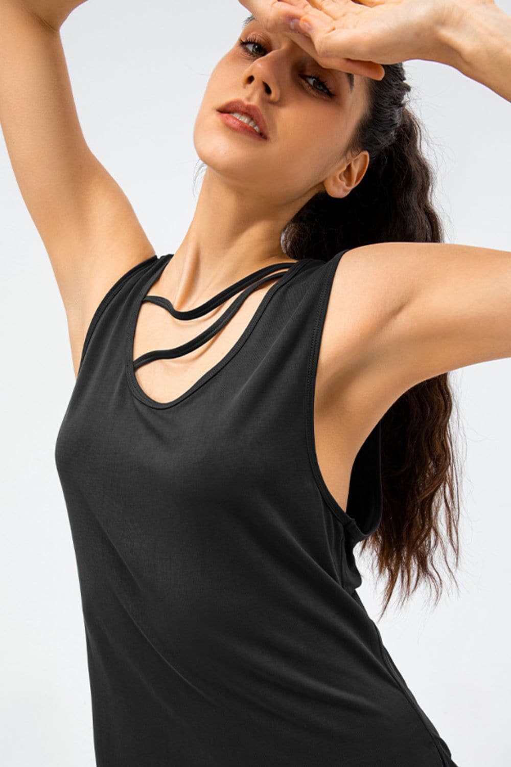 Cutout Reversible Active Tank.